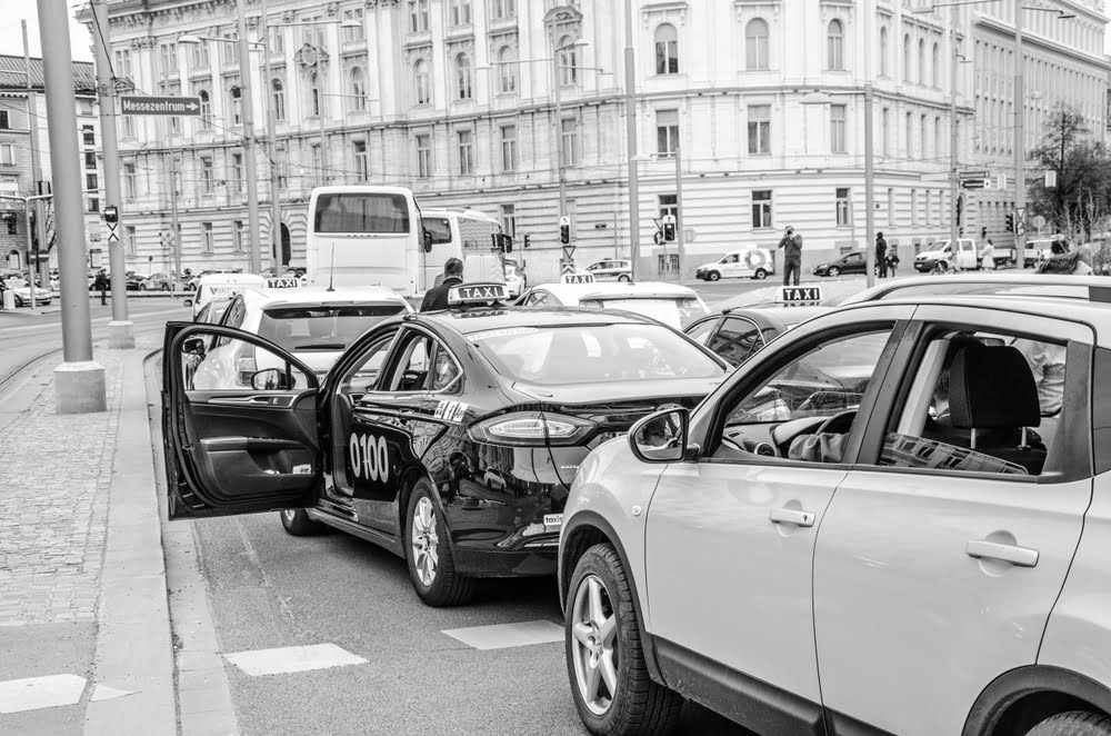 Schorsing Uber taxidiensten werd in Wenen beëindigd door dochteronderneming