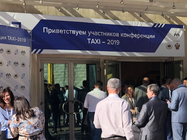 Sotchi organise la conférence panrusse TAXI-2019