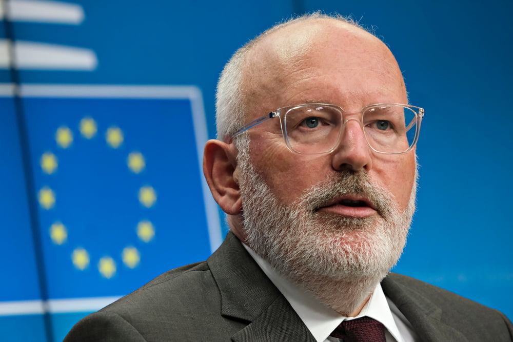 Avrupa Komisyonu Üyesi Frans Timmermans, tartışmalı açıklamaları nedeniyle ateş altında