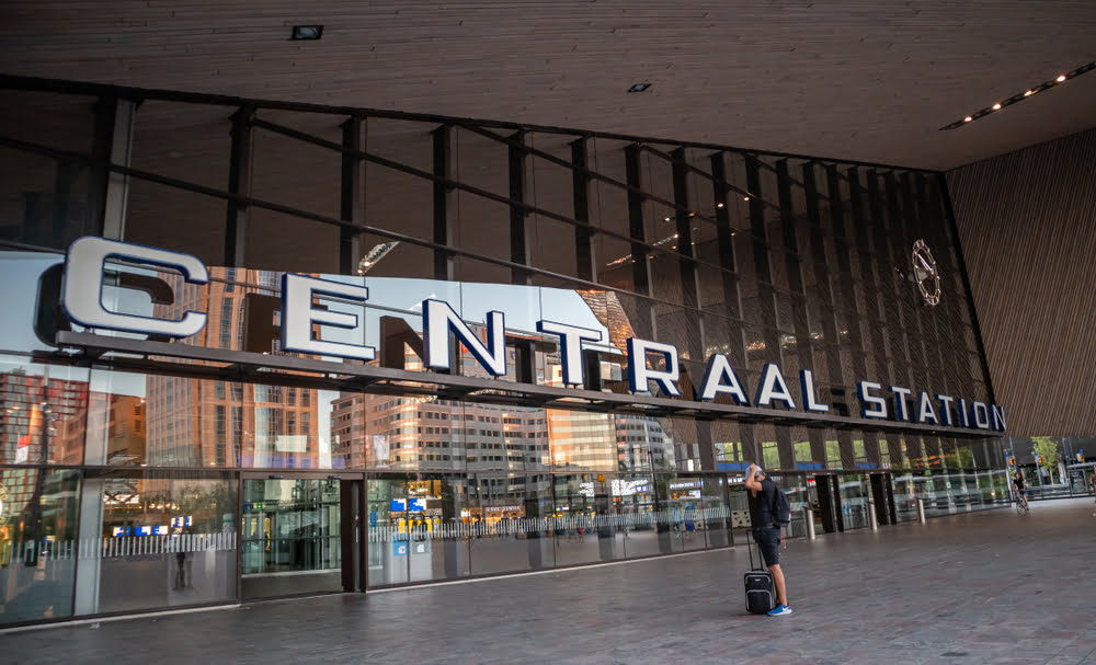 Centrele de taxi din Rotterdam optează pentru aceleași sisteme