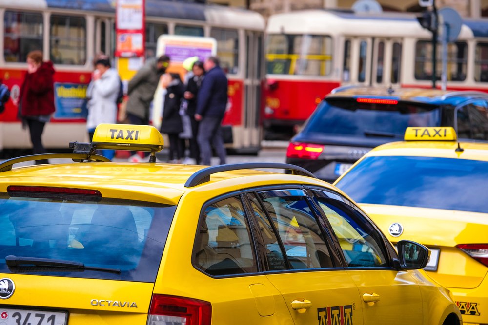 Prag erhöht die maximalen Taxipreise für den Einstiegsmarkt