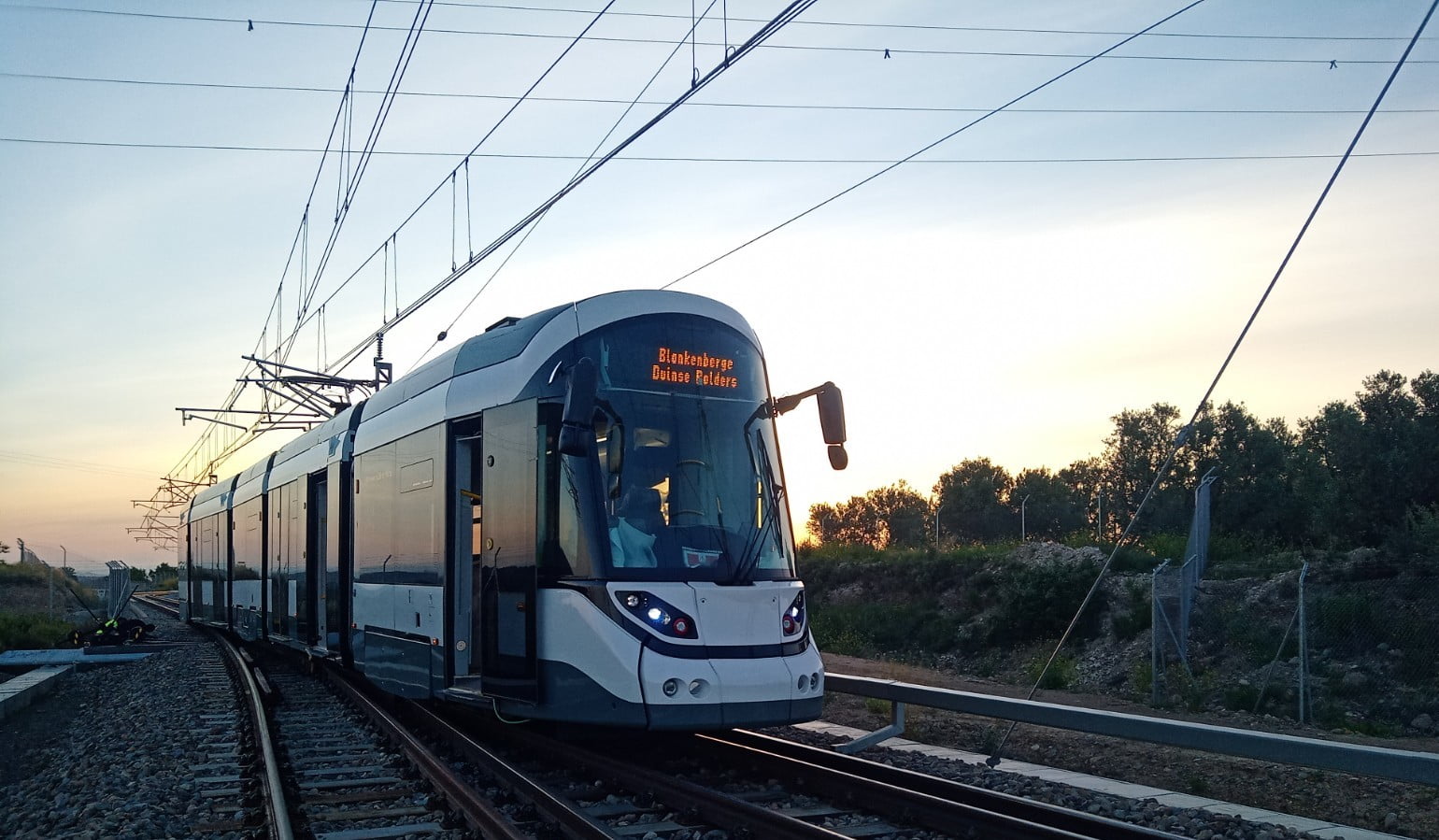 Le premier nouveau tramway côtier de De Lijn est presque prêt...