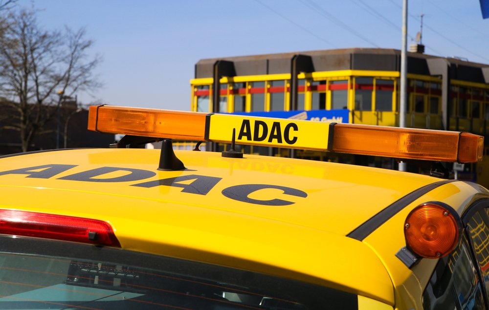 Kamper bezpieczeństwa przetestowany w teście zderzeniowym przez ADAC