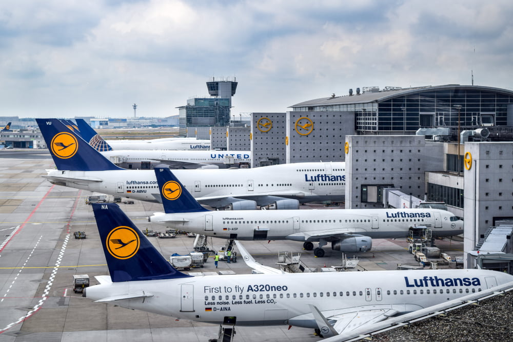 Delays and canceled flights due to strike at German airports