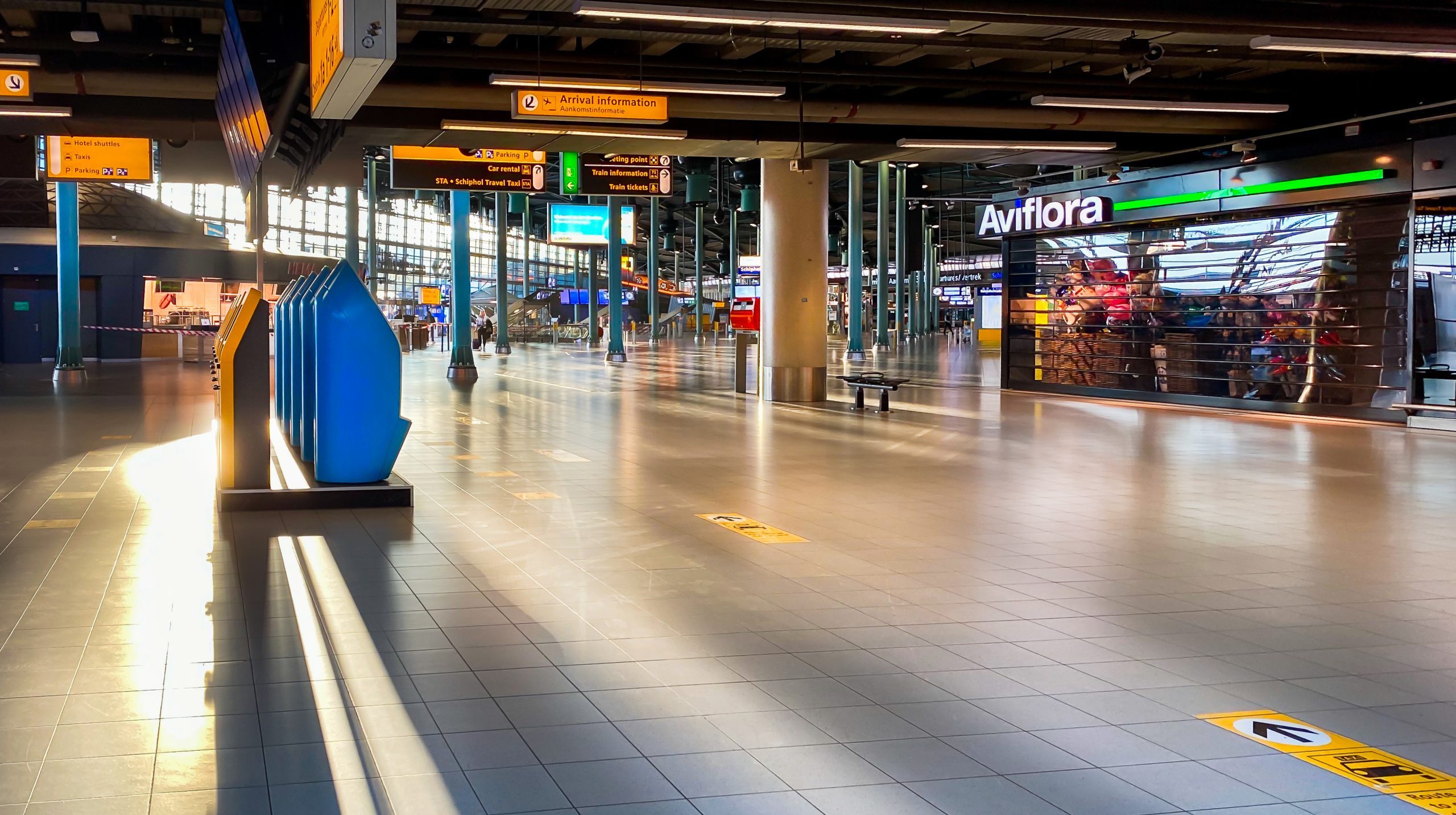 Passagerarantalet på holländska flygplatser är dramatiskt
