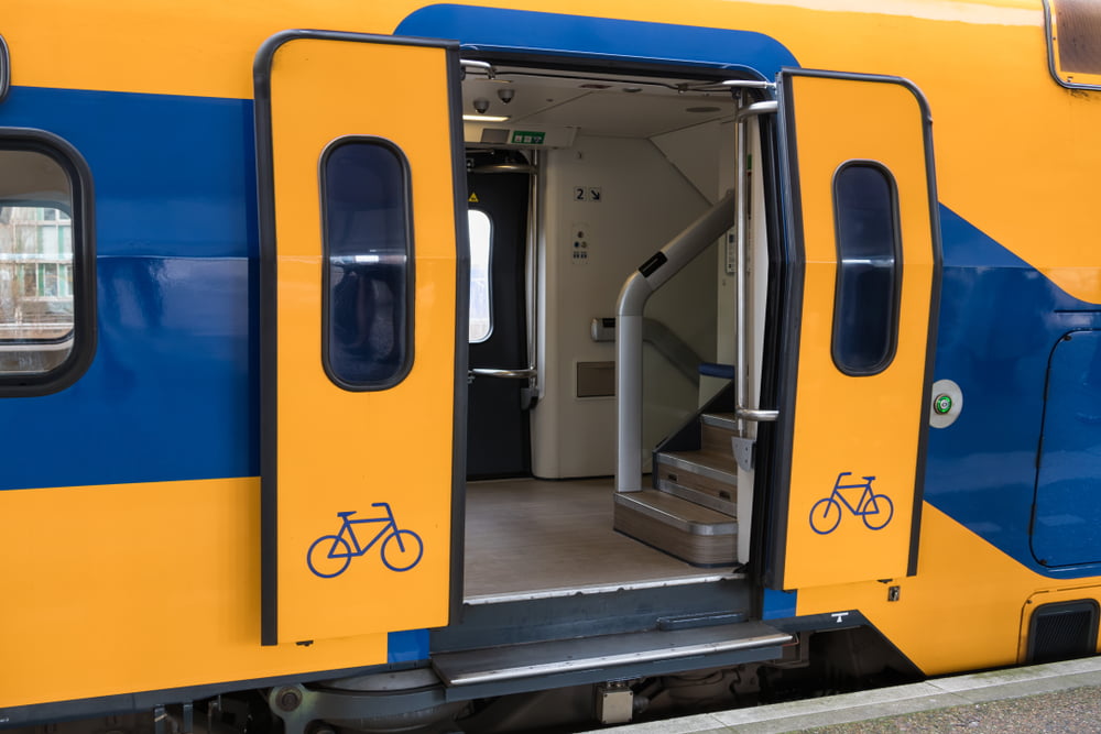 Too many obstacles in the train to take a bicycle with you