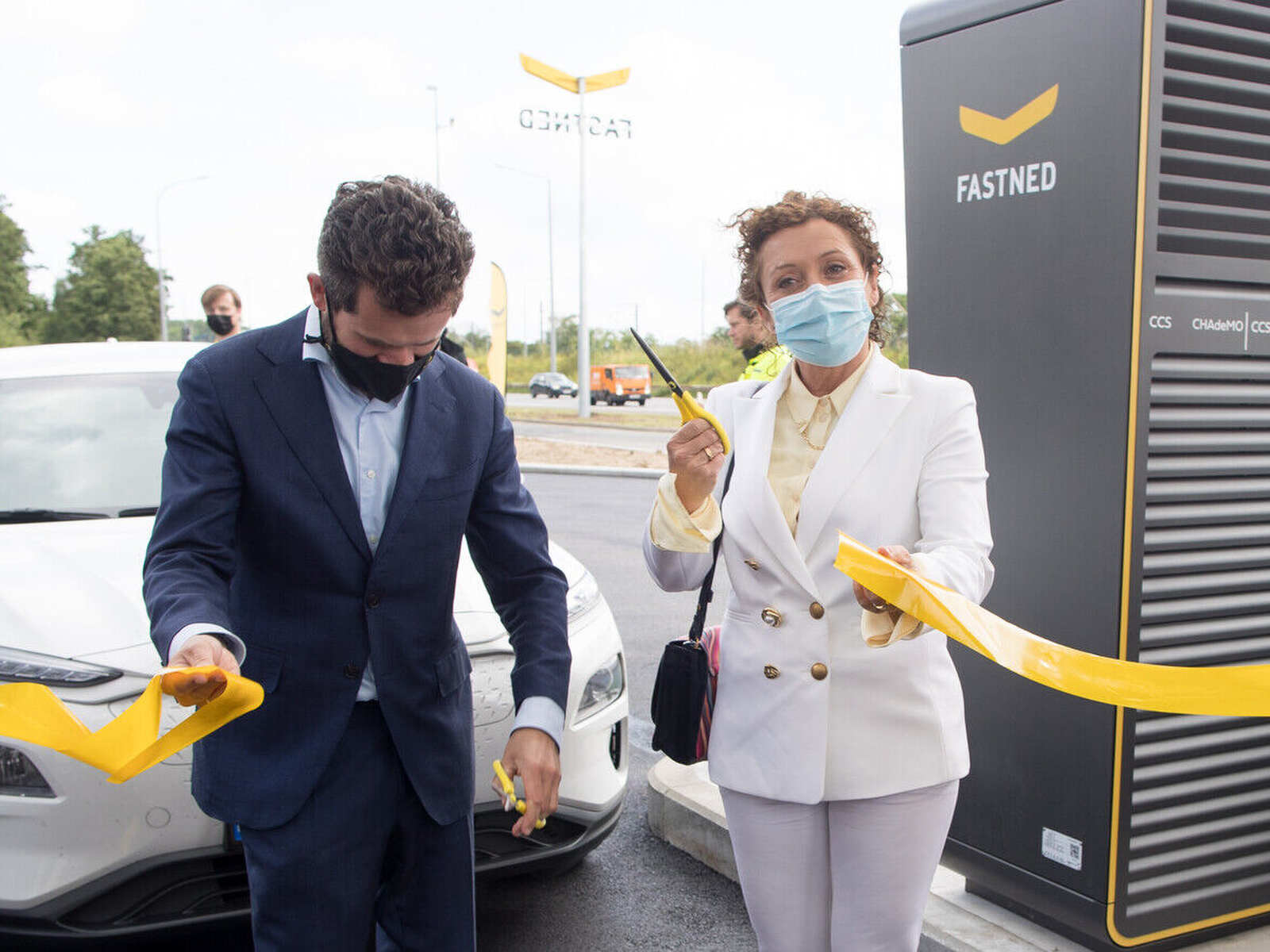 First Fastned fast charging stations along Flemish highways