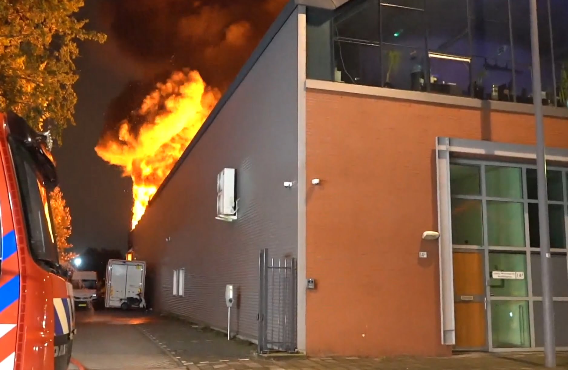 Customer hardly notices fire at Go-sharing