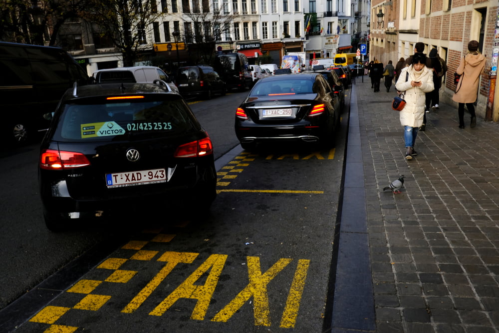 Question marks after approval of taxi sector reform