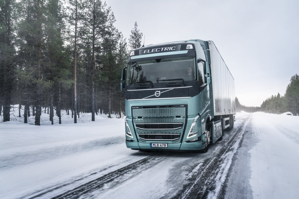 Volvo Trucks führt Sicherheitsfunktion ein