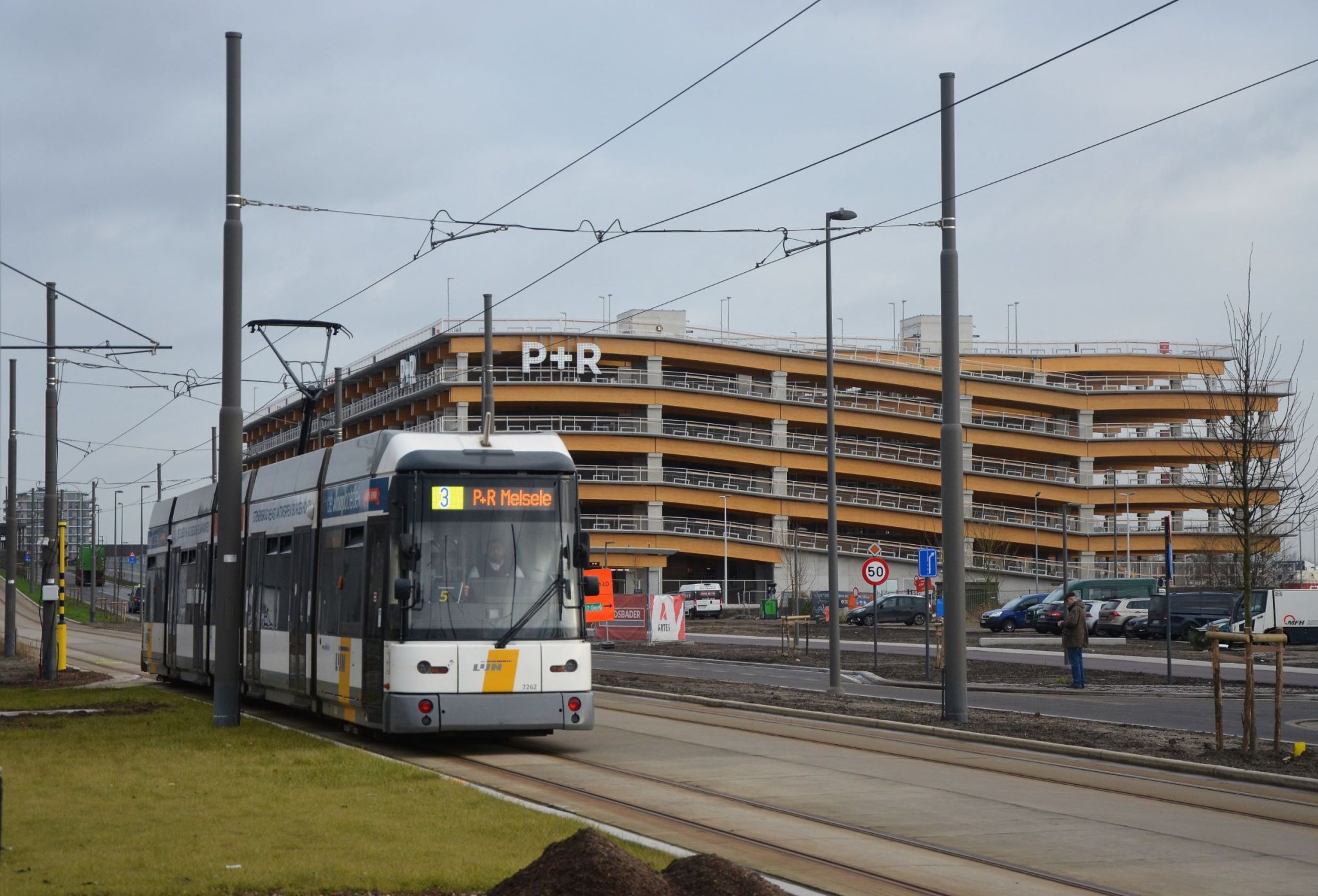 Безплатен автобус и трамвай от 2 P+R Антверпен