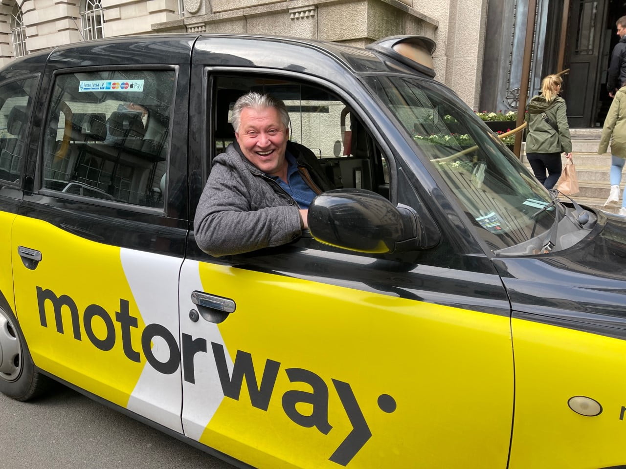 Uber obtient une licence de taxi de 30 mois à Londres