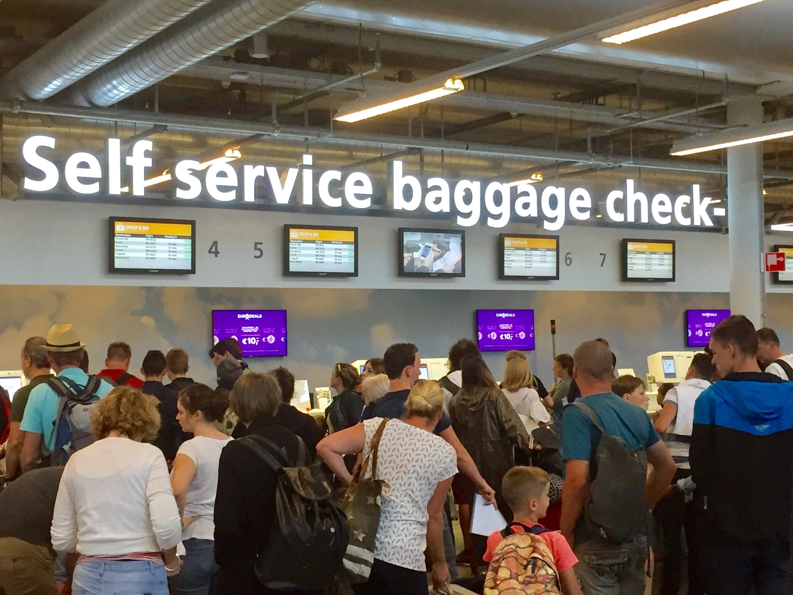 Picos de passageiros no Aeroporto de Eindhoven: um ano de crescimento sem precedentes