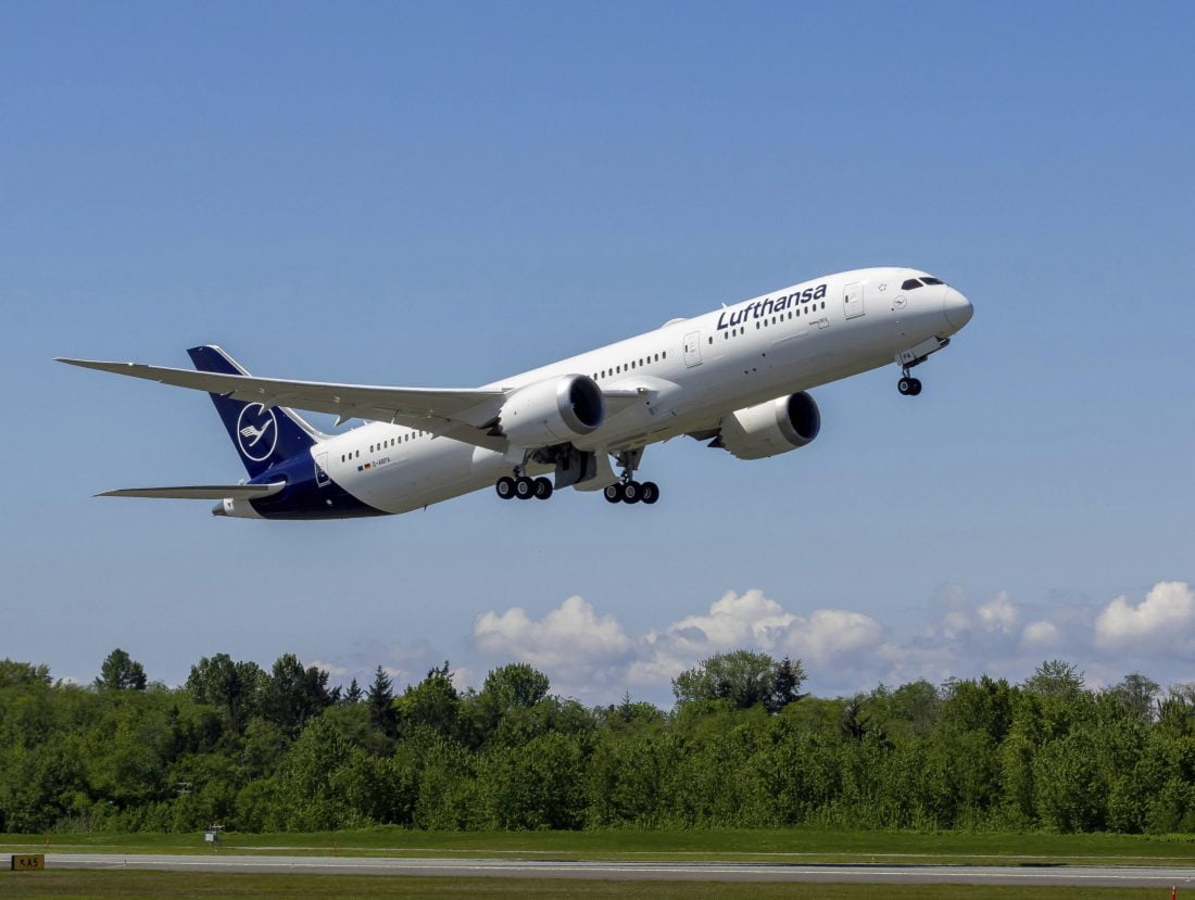 Lufthansa, Dreamliner'ı filosuna kabul ediyor
