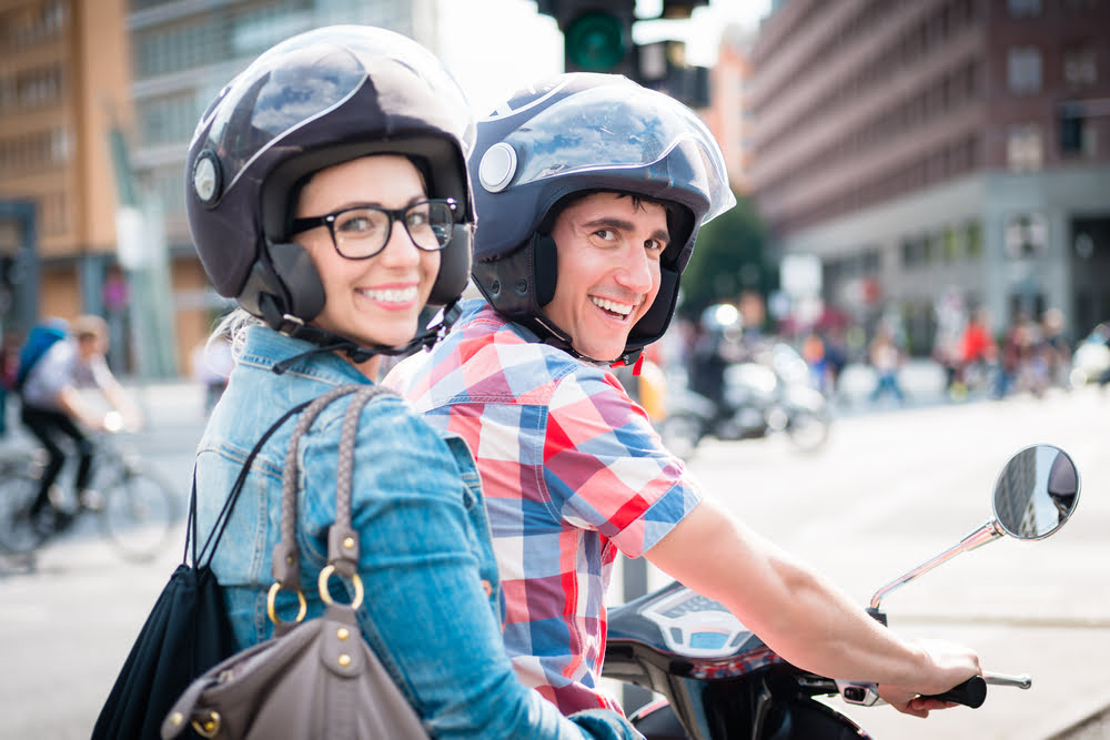 Brüksel'de motosiklet ve scooter sürücüleri için ücretsiz eğitim