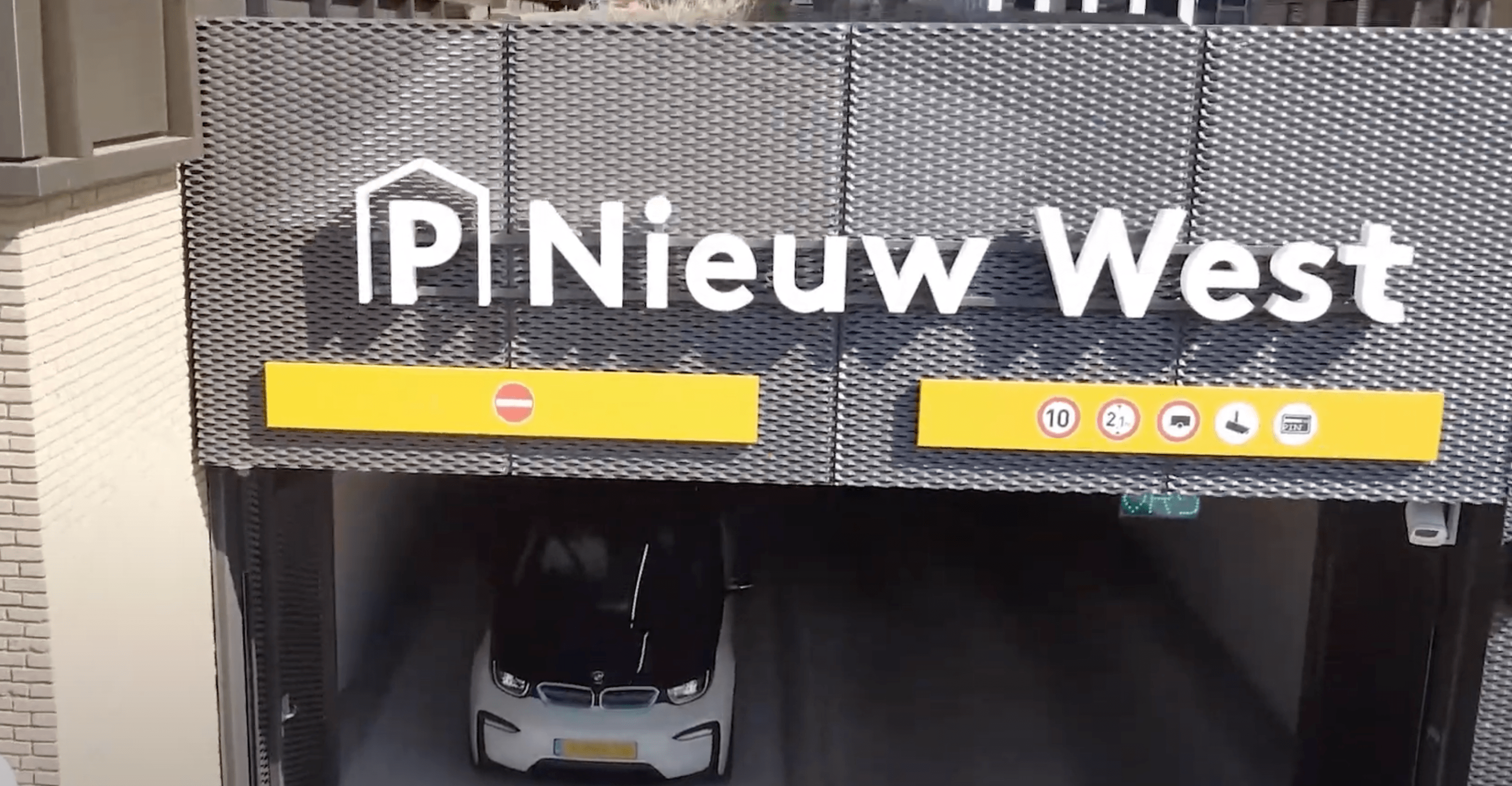 L'espace de stationnement privé est un point d'irritation majeur à Amsterdam