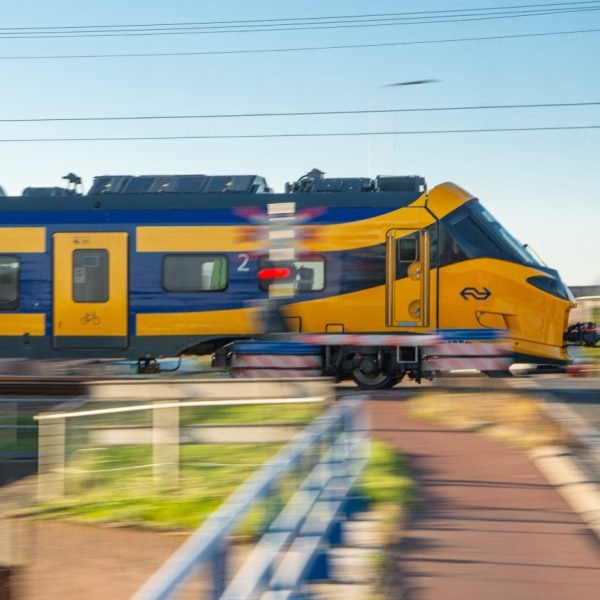 Това лято ще се движат нови междуградски влакове
