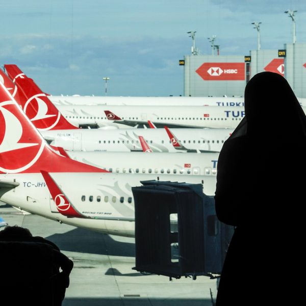 Luftfartsindustrien hjelper Tyrkia og Syria