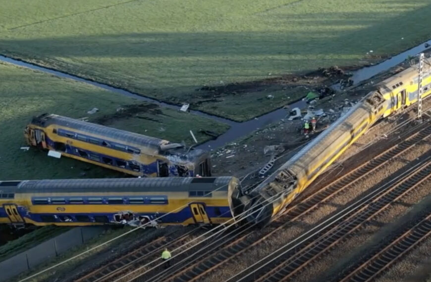 Sort dag for den hollandske jernbane nær Voorschoten