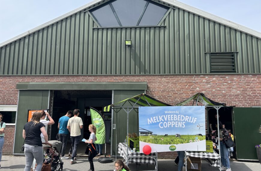 Veel bezoekers in Riethoven tijdens Campina Open Boerderijdagen