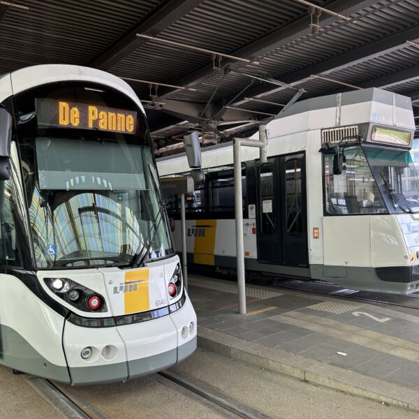 Le Tram du Littoral, la plus longue ligne de tramway du monde le long de la côte flamande