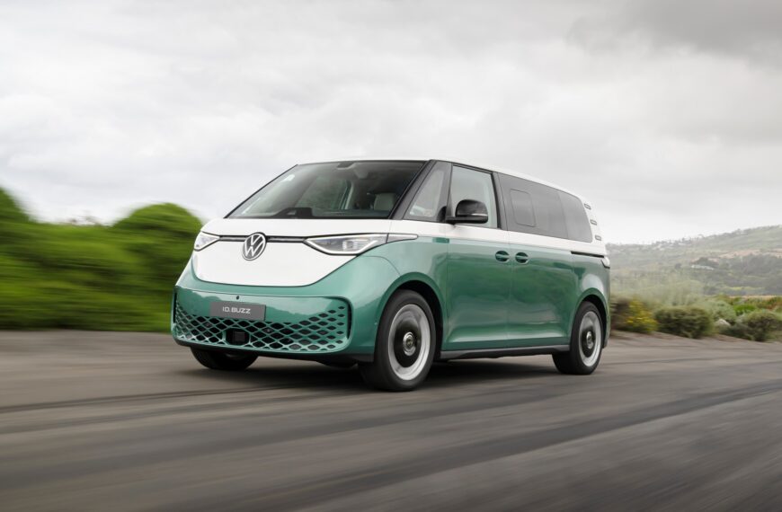 ID. Buzz now also with a long wheelbase and 7…