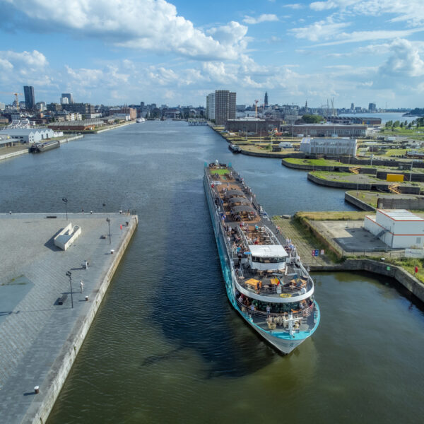 Antwerpen verwelkomt cruisetoerisme ondanks zorgen in andere steden