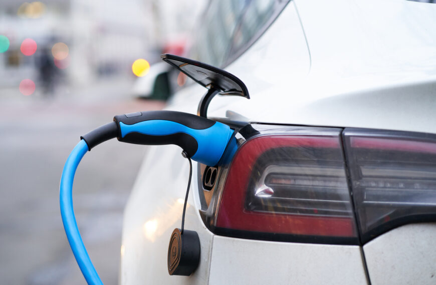 The need for charging stations is growing, but the rise remains difficult