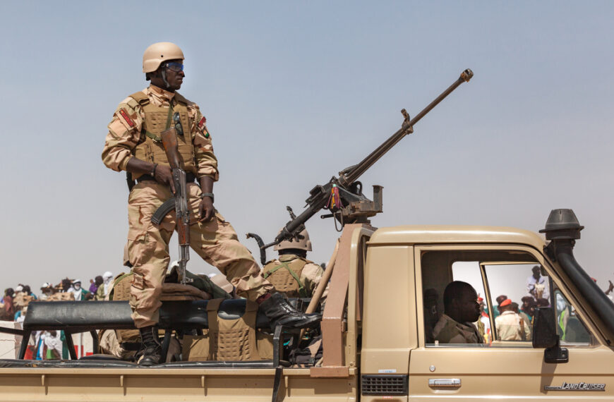 Nederlanders veilig uit Niger na staatsgreep dankzij hulp Frankrijk