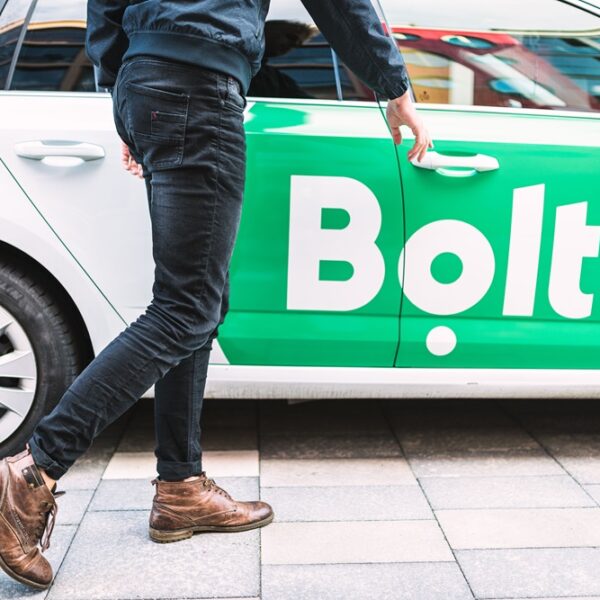 Início festivo para Bolt em Eindhoven com…