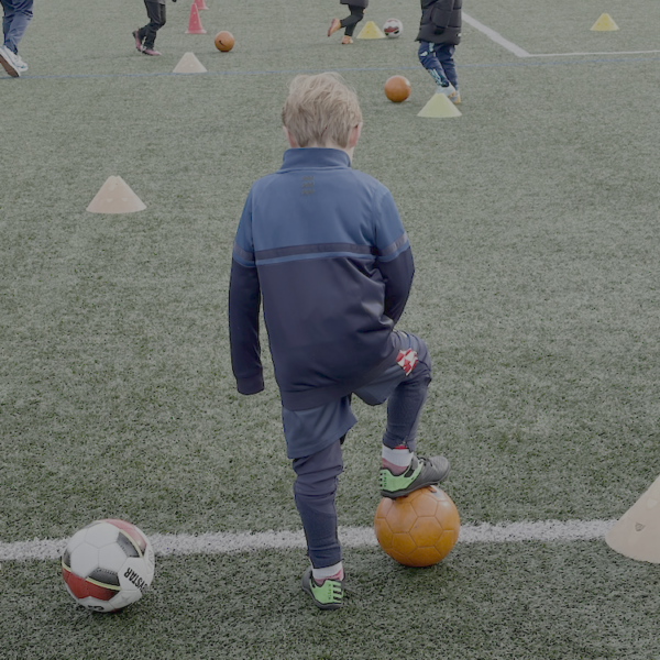 Verhoogd risico: sportvelden trekken jeugd aan maar&hellip;
