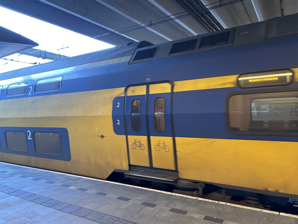NS